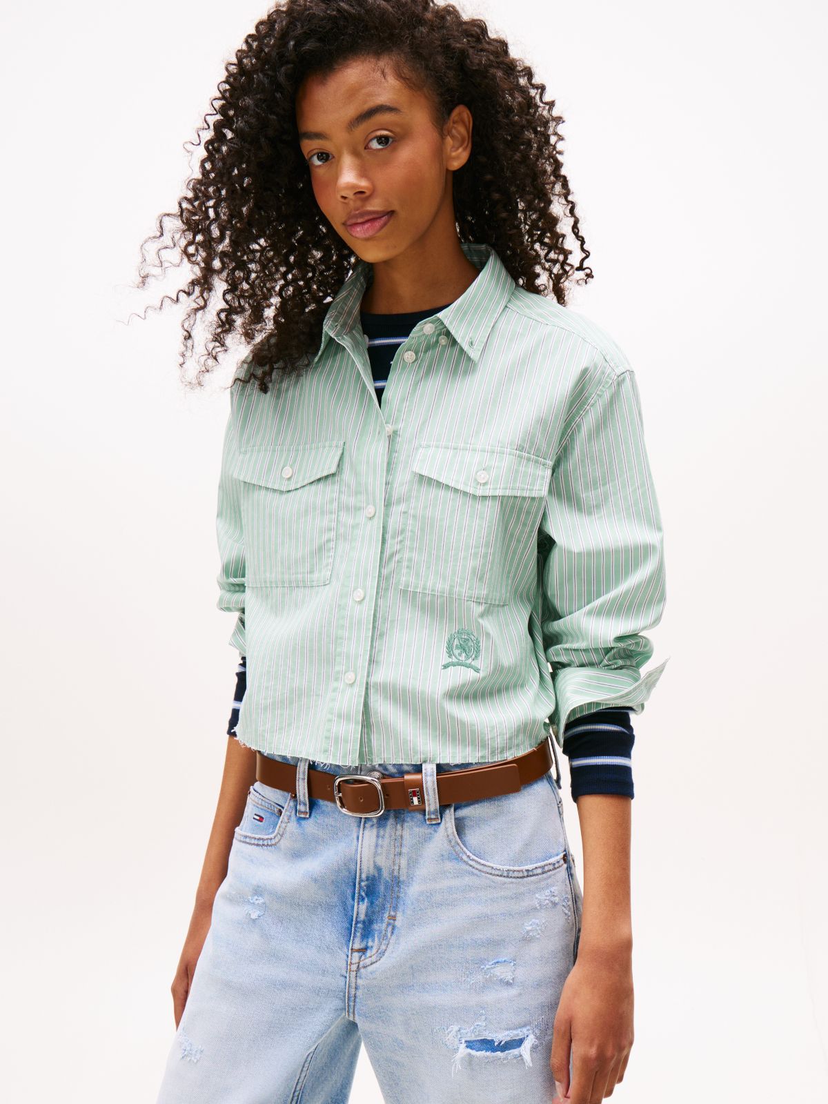 Crest Embroidery Relaxed Fit Cropped Shirt — Green