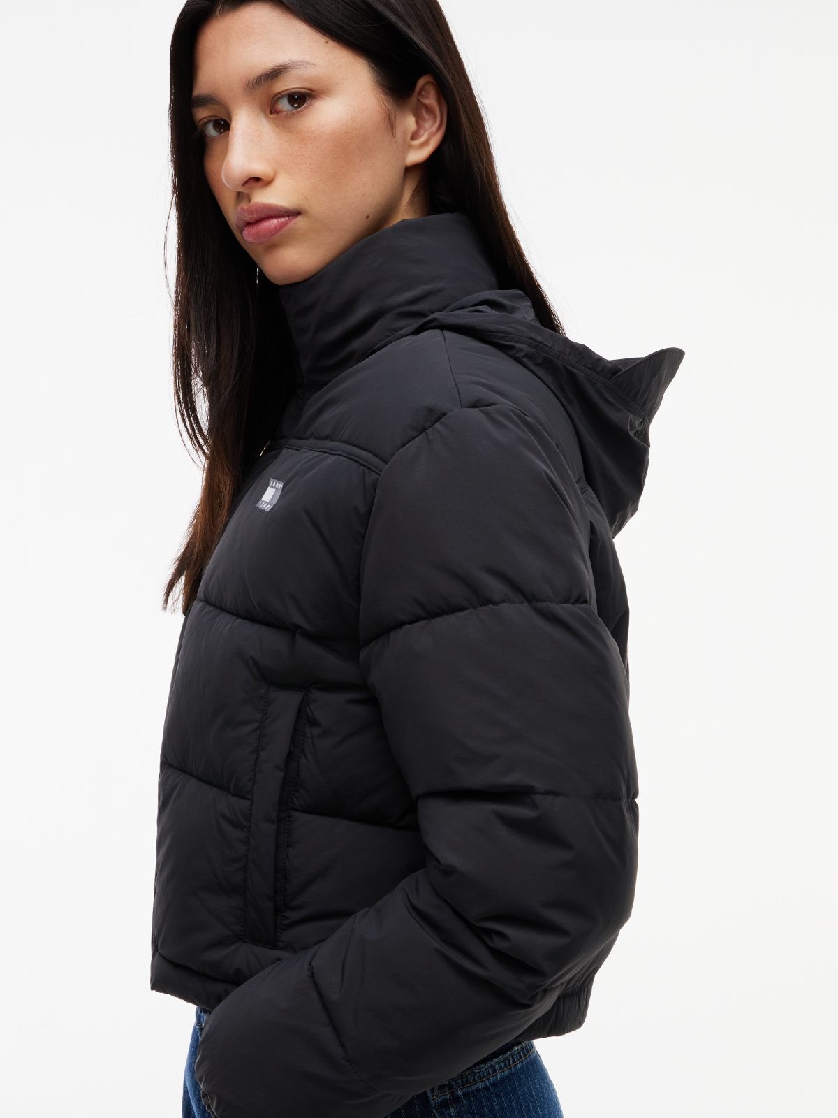 Back Logo Cropped Puffer Jacket — Black