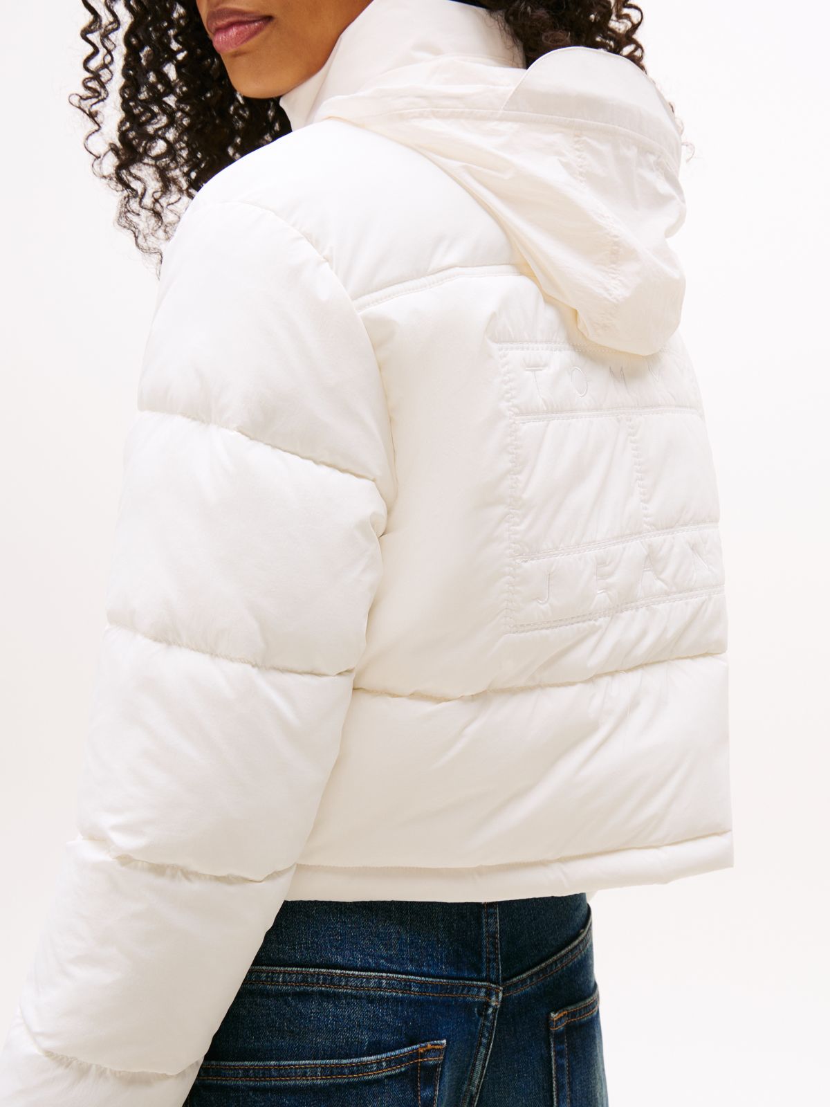 Back Logo Cropped Puffer Jacket — White
