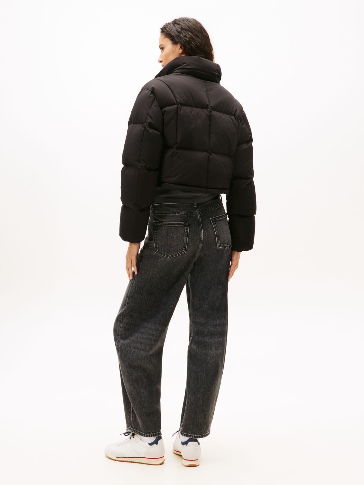 Down Cropped Alaska Puffer Jacket — Black