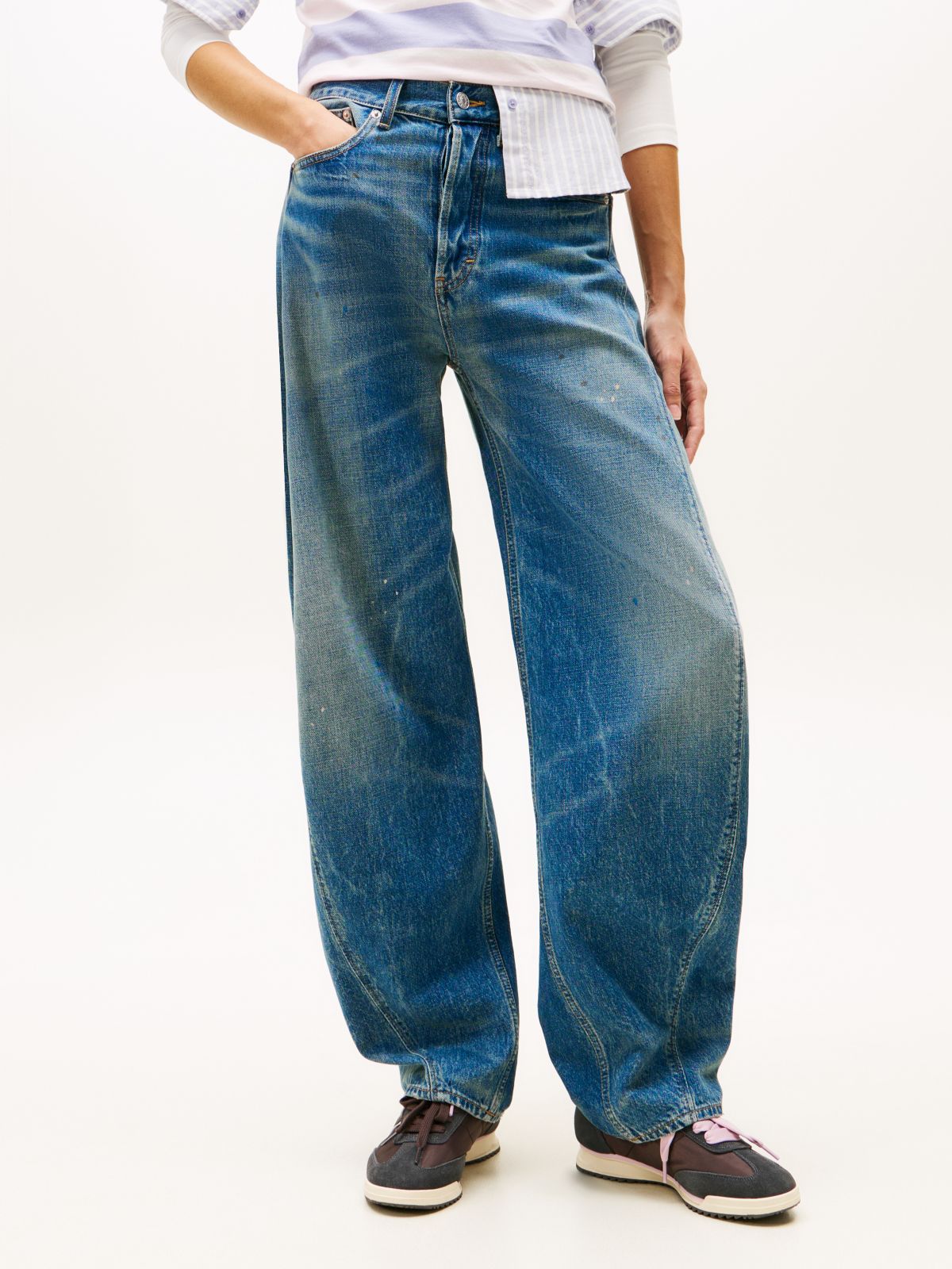 Ella High Rise Barrel Jeans — Blue