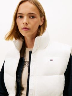 Flag Embroidery Shiny Puffer Gilet — White 2