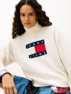 Tommy Flag Intarsia Relaxed Turtleneck Jumper — White 2
