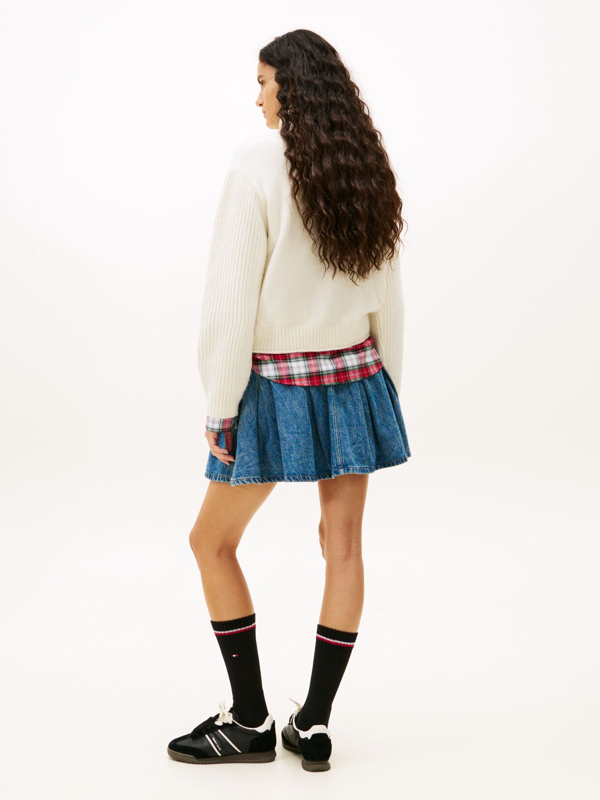 Tommy Flag Intarsia Relaxed Turtleneck Jumper — White