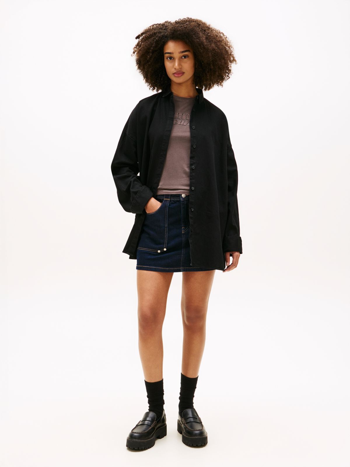 Relaxed Fit Shirttail Hem Denim Shirt — Black