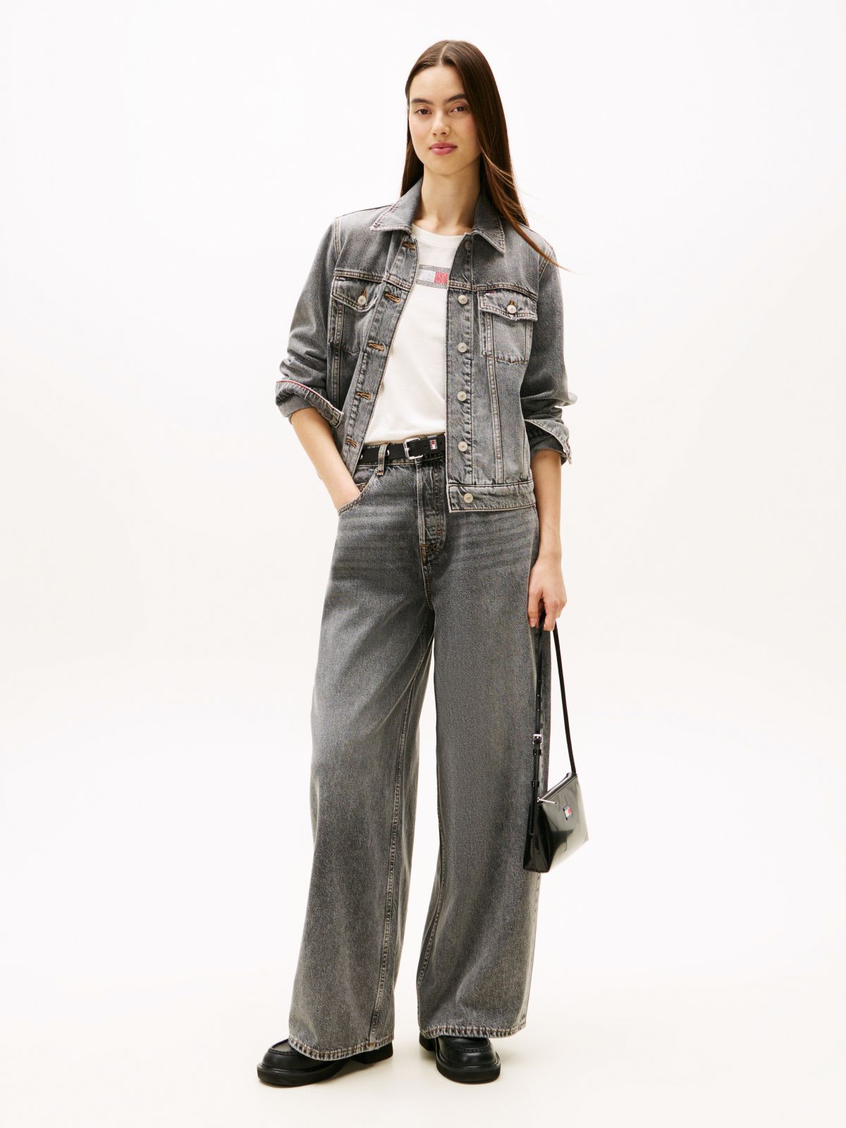 Mid Rise Loose Wide Leg Jeans — Grey