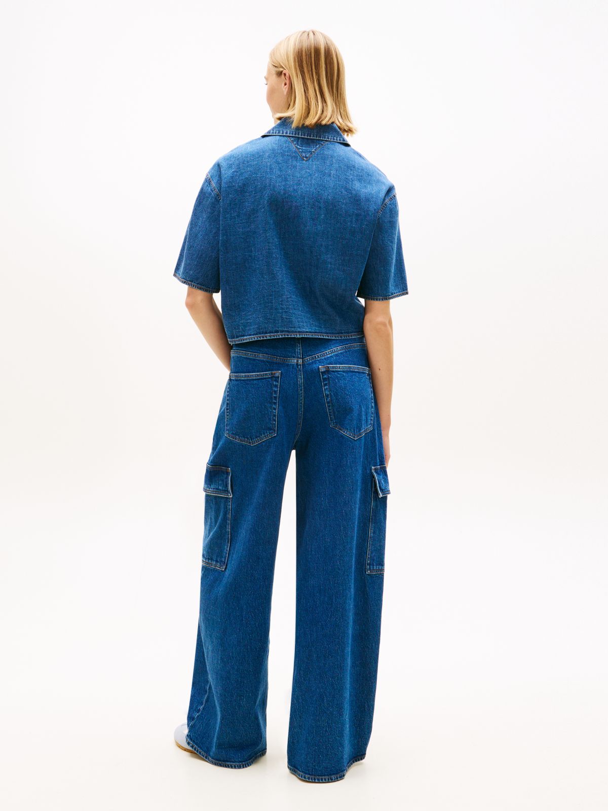 Relaxed Fit Chambray Cropped Shirt — Blue