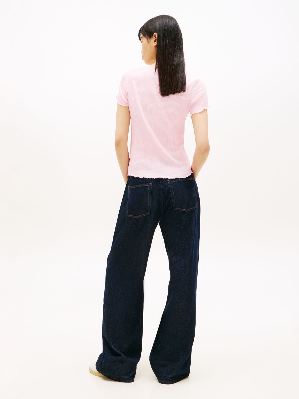 Smock Slim Seersucker T-Shirt — Pink