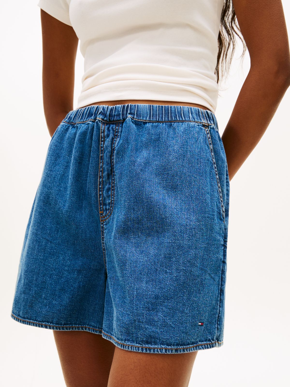 Chambray Loose Shorts — Blue