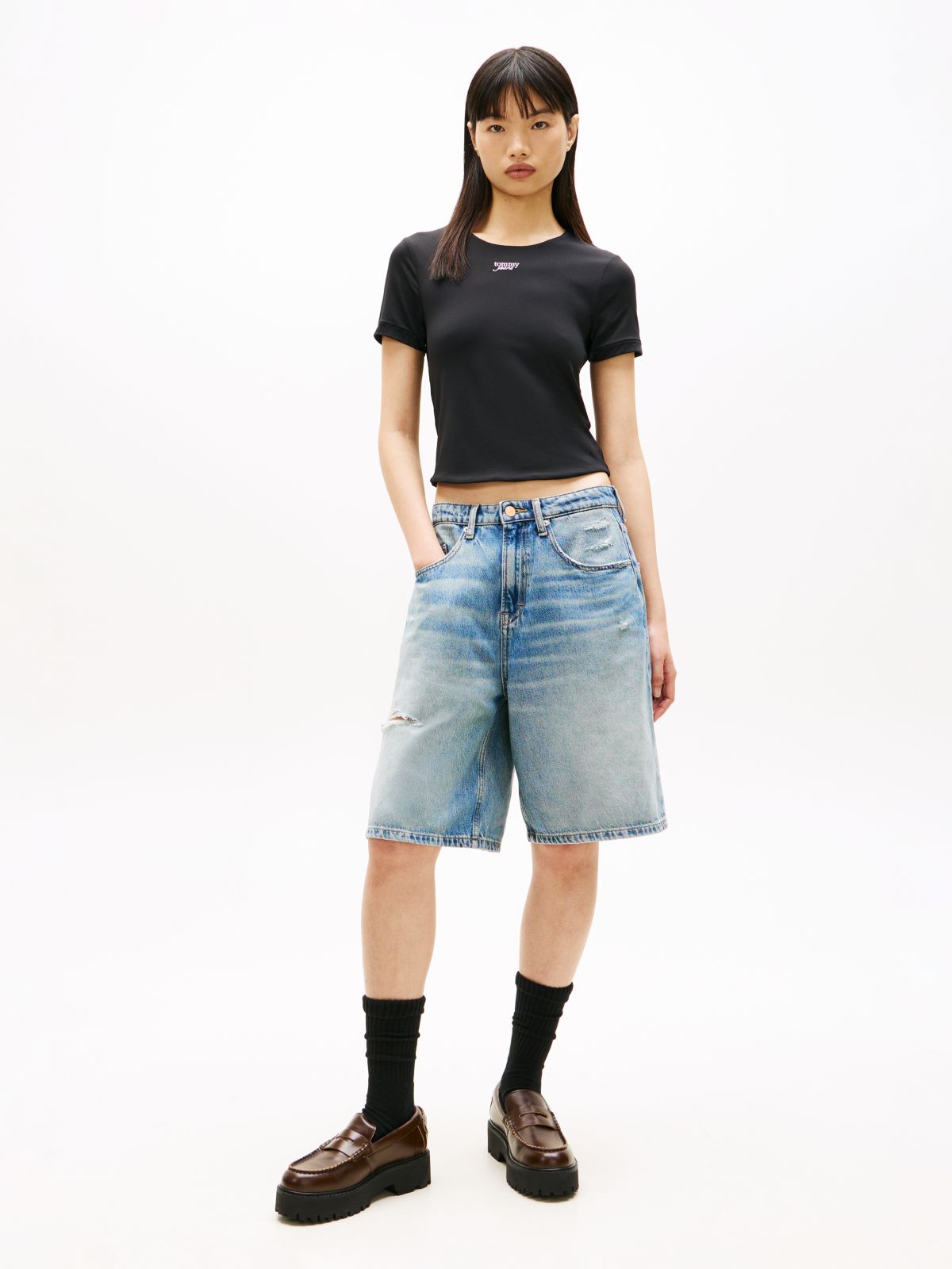 Athleisure Metal Logo Slim T-Shirt — Black