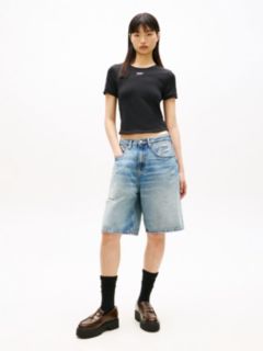 Athleisure Metal Logo Slim T-Shirt — Black 3