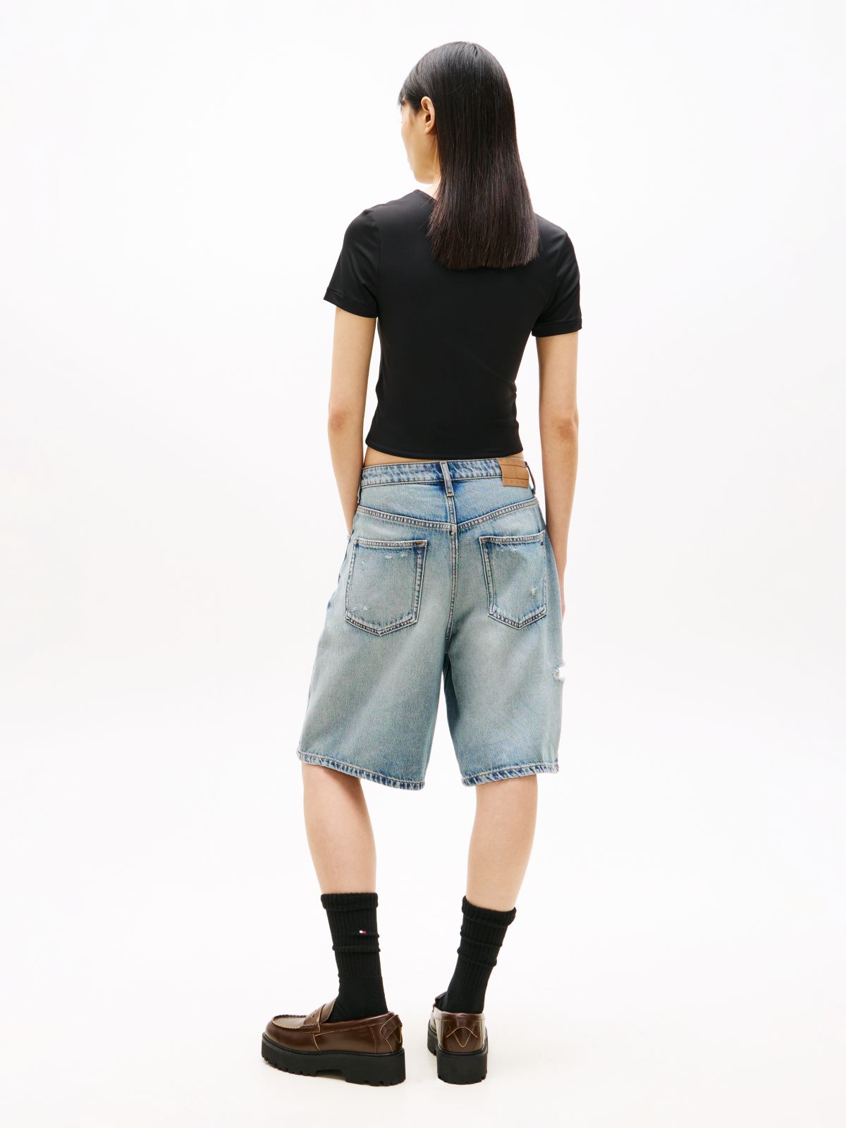 Athleisure Metal Logo Slim T-Shirt — Black