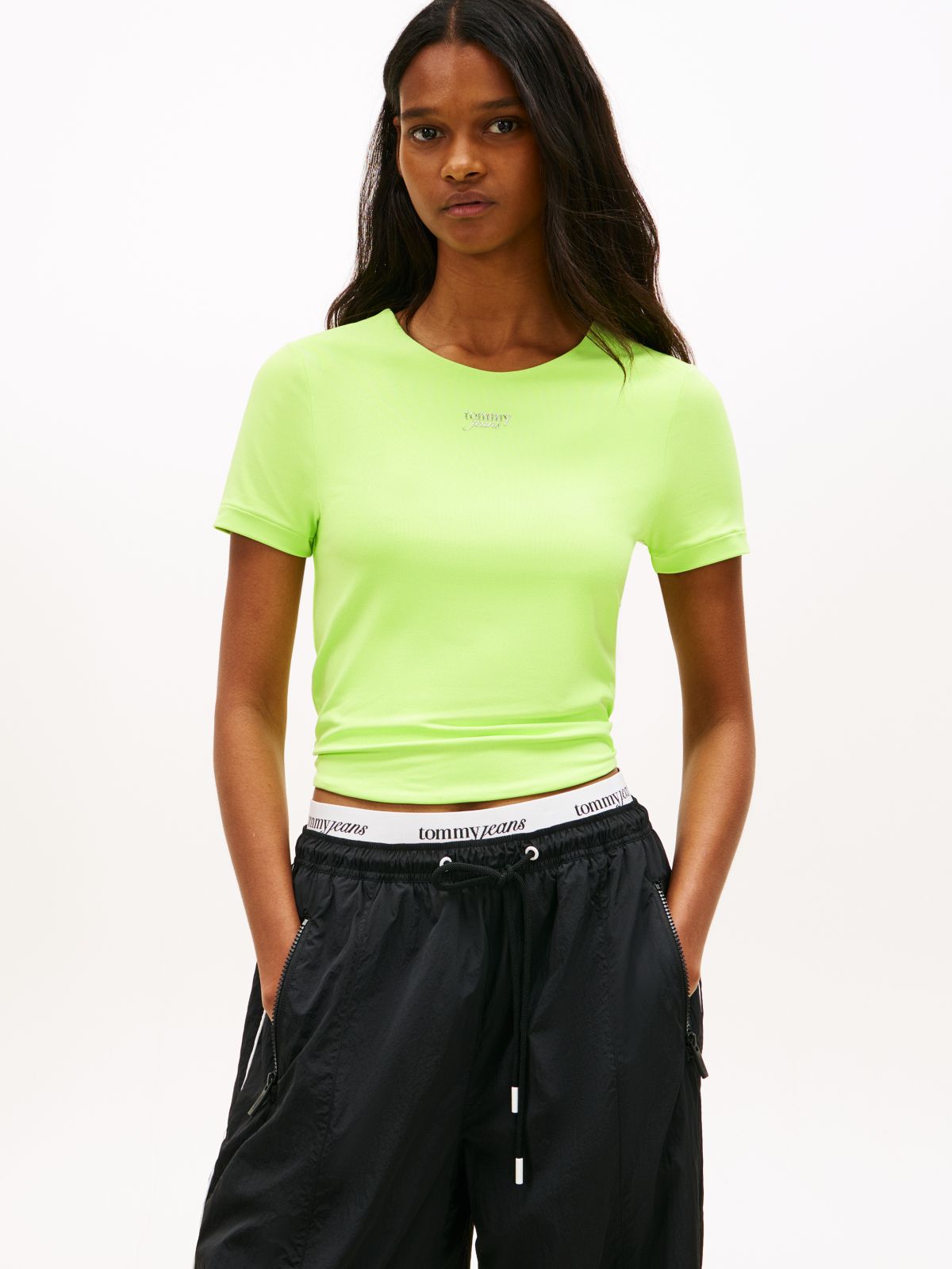 Athleisure Metal Logo Slim T-Shirt — Green