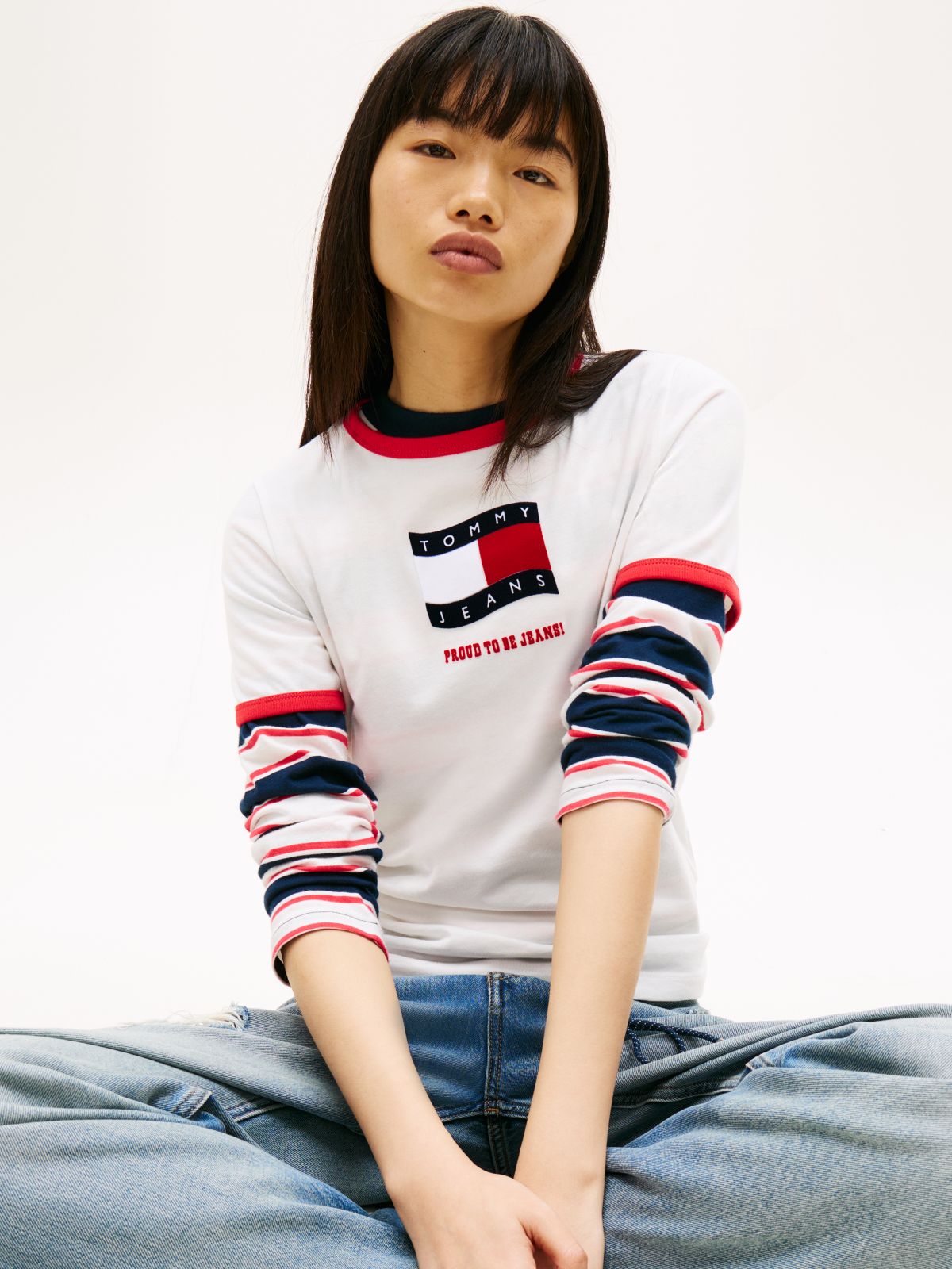 Wavy Flag Contrast Ringer T-Shirt — White
