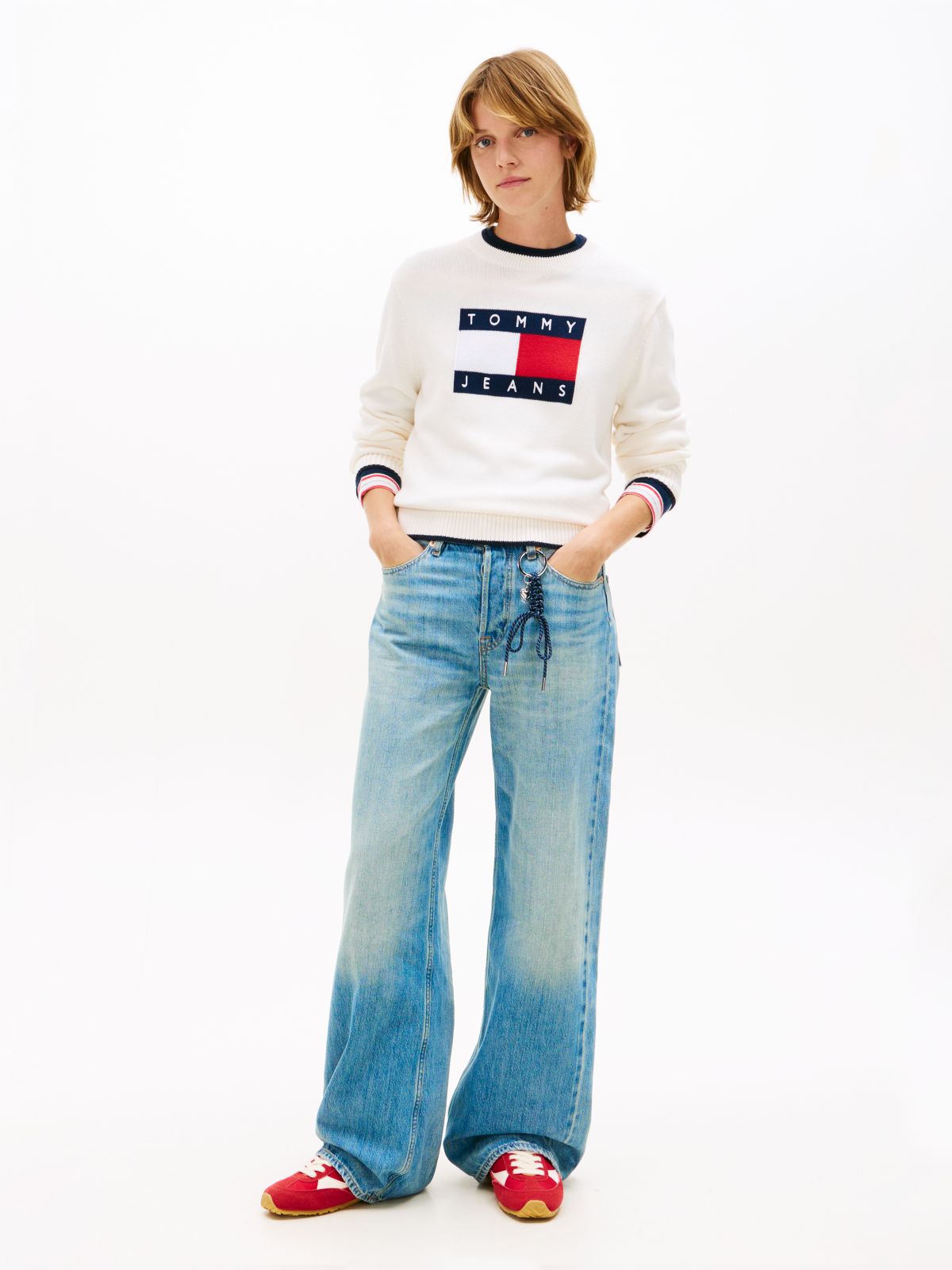 Intarsia Flag Badge Tipped Relaxed Jumper — White