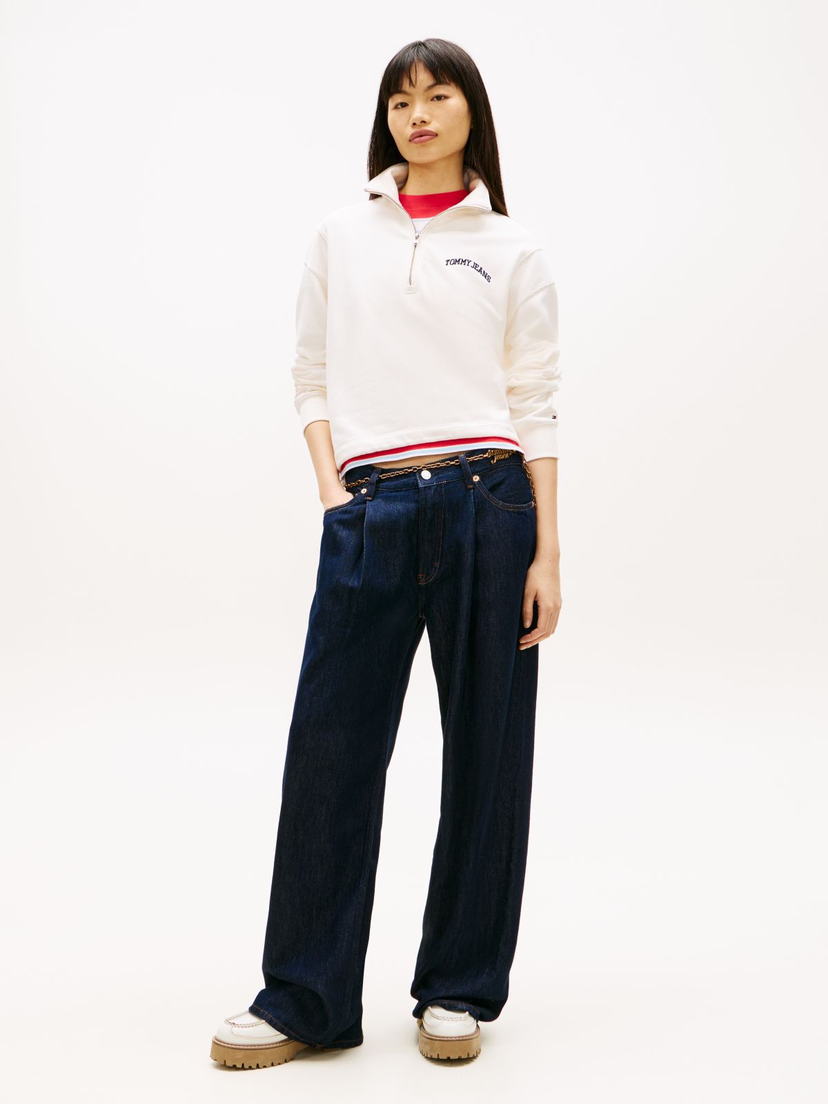 Logo Embroidery Relaxed Quarter-Zip Sweatshirt — White