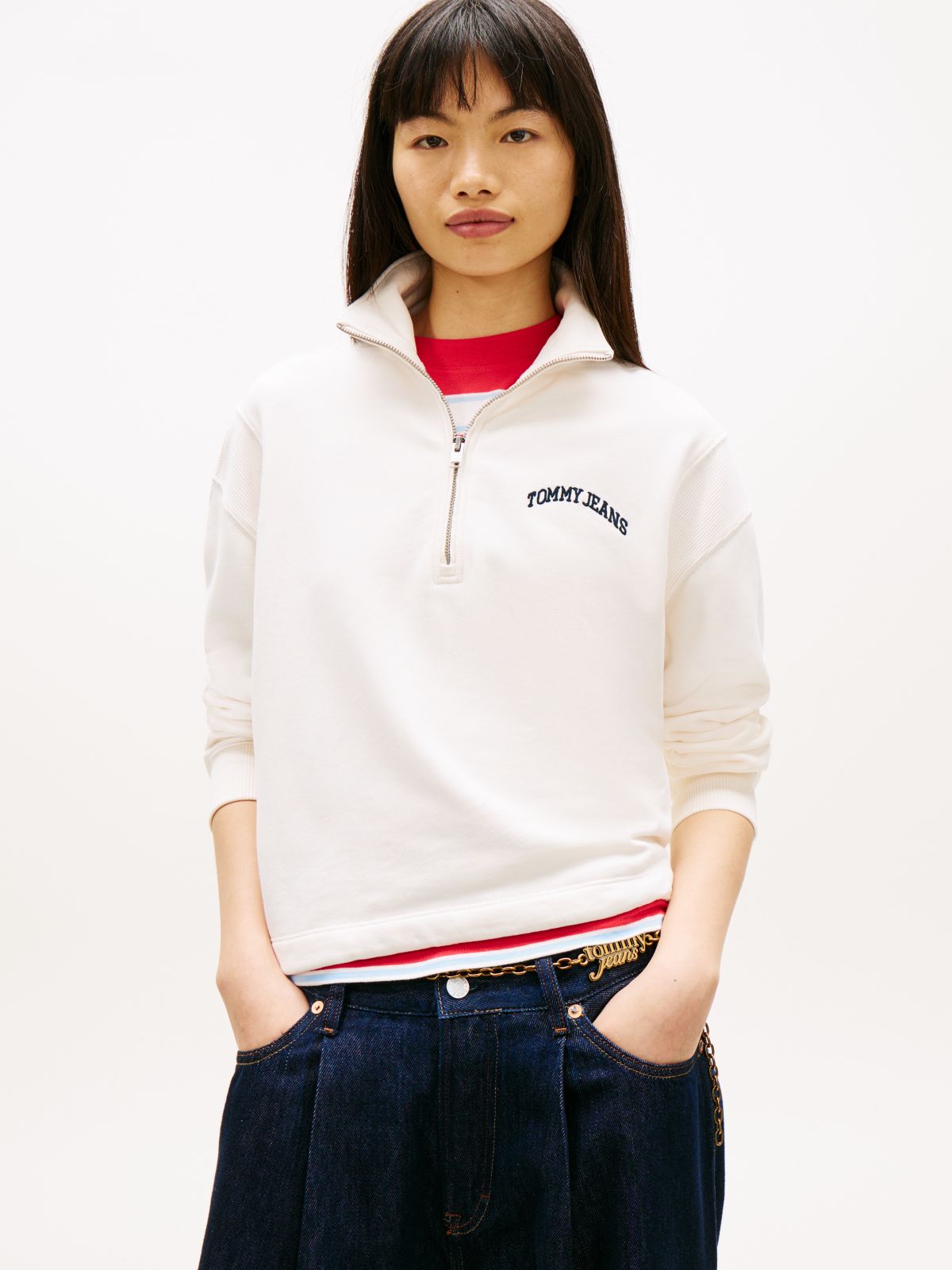 Logo Embroidery Relaxed Quarter-Zip Sweatshirt — White