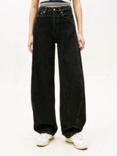 Mid Rise Barrel Leg Black Jeans — Black 2