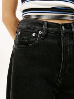 Mid Rise Barrel Leg Black Jeans — Black 3