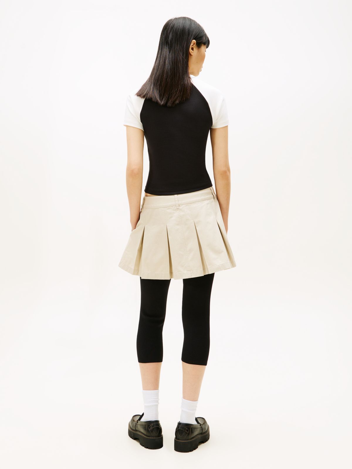 Logo Slim Raglan Sleeve T-Shirt — Black