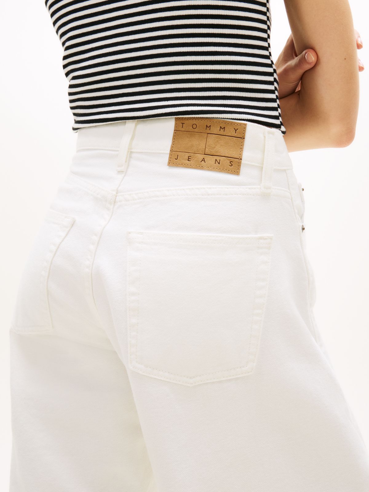 Ella High Rise Barrel Twisted Seam White Jeans — White
