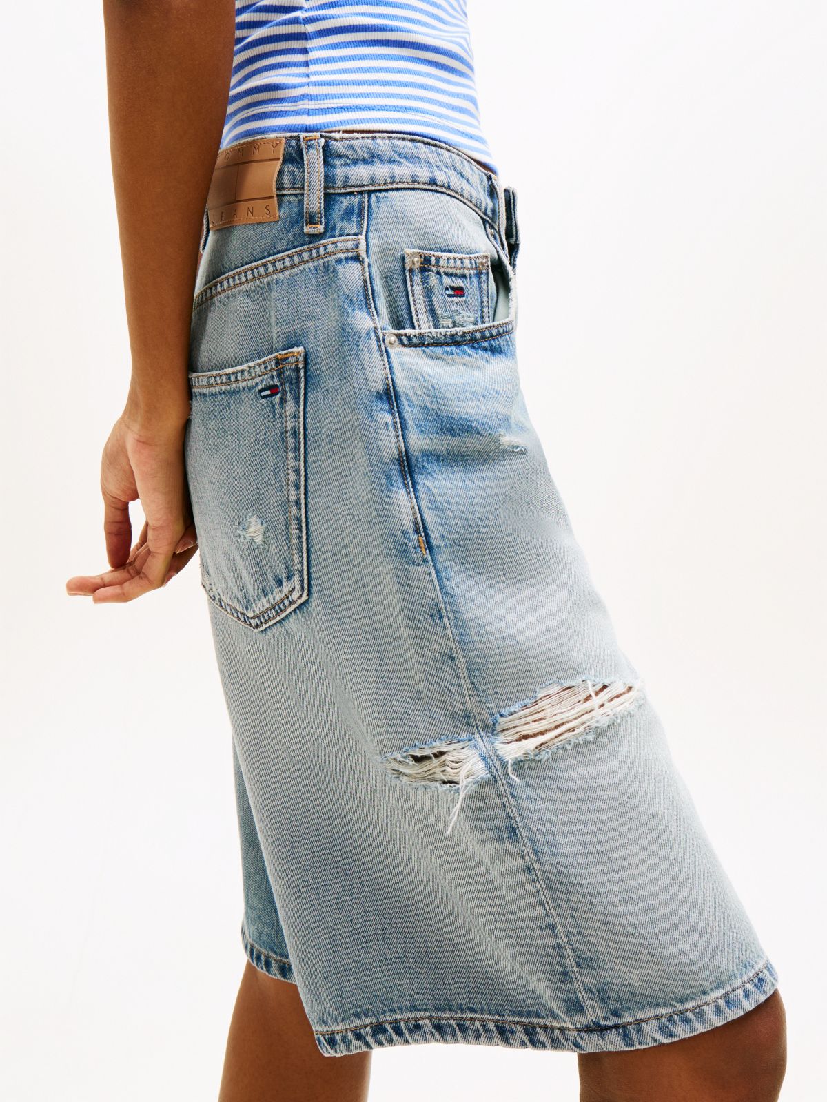 Distressed Loose Denim Shorts — Blue