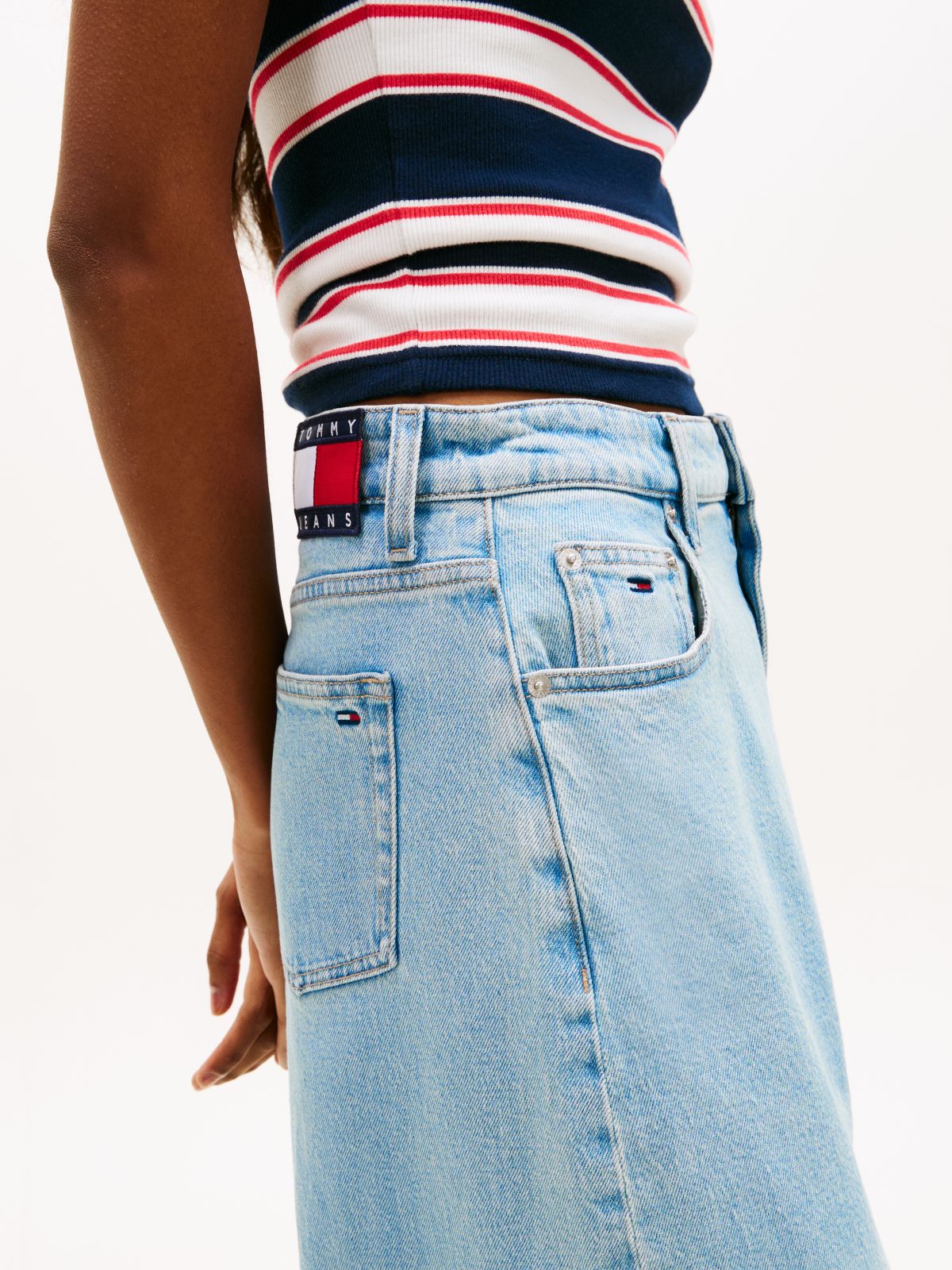Faded Balloon Tapered Leg Jeans — Blue