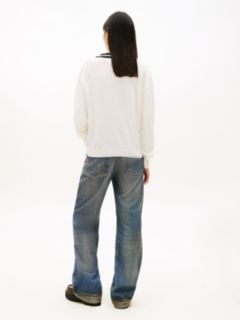 Relaxed Tipped V-Neck Jumper — White 4
