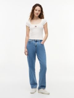 Tommy Badge Scoop Neck Slim T-Shirt — White 2