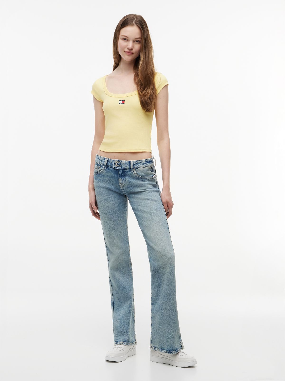 Tommy Badge Scoop Neck Slim T-Shirt — Yellow