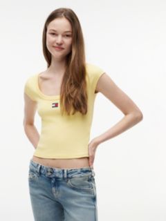 Tommy Badge Scoop Neck Slim T-Shirt — Yellow 1