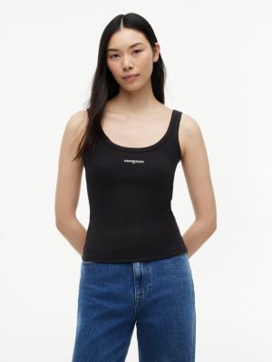 black wąski top bez rękawów z prążkowanej dzianiny z wyhaftowanym logo dla kobiety - tommy jeans