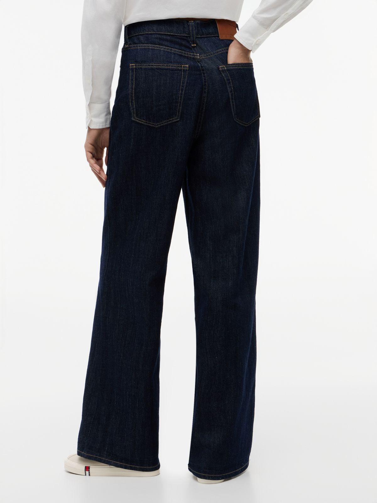 Claire High Rise Wide Jeans With Linen — Blue
