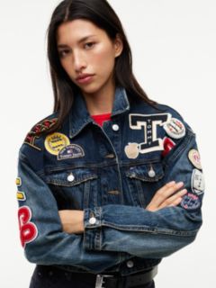 Tommy Badge Cropped Denim Trucker Jacket — Blue 3