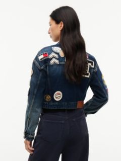 Tommy Badge Cropped Denim Trucker Jacket — Blue 5