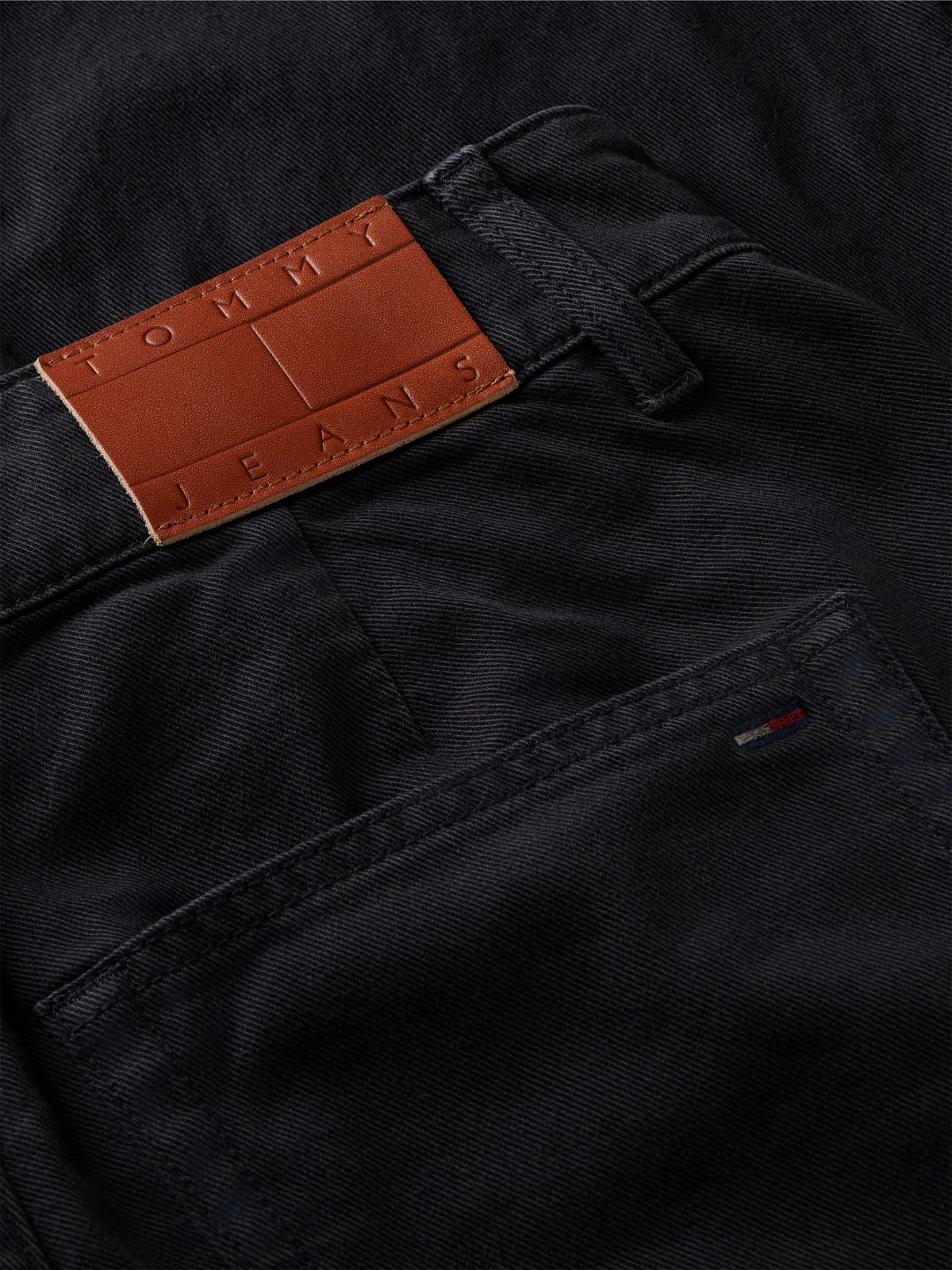 Twill Mid Rise Barrel Trousers — Black