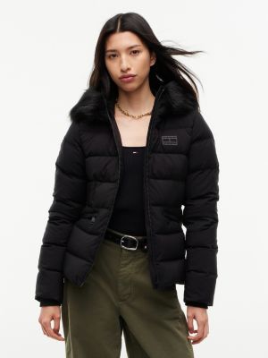 black puchowa kurtka o wąskim kroju z kapturem dla kobiety - tommy jeans