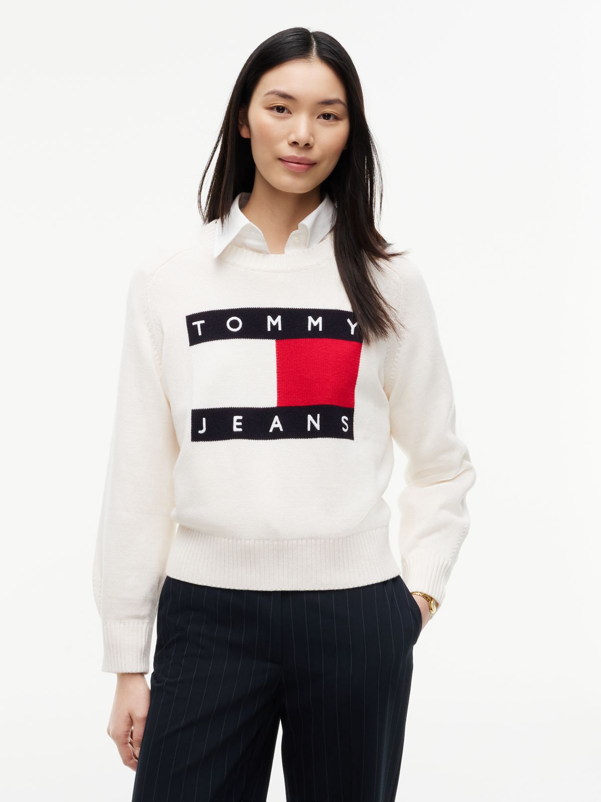 Tommy Flag Relaxed Crew Neck Jumper — White