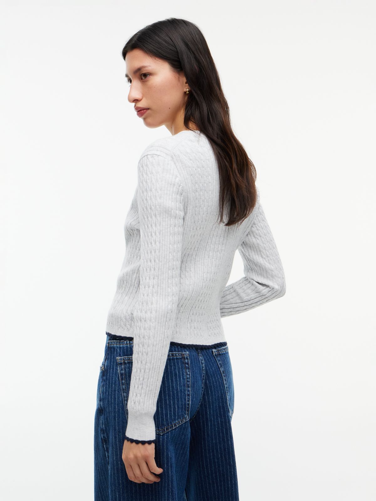Cable Knit Scalloped Trim Slim Cardigan — Grey