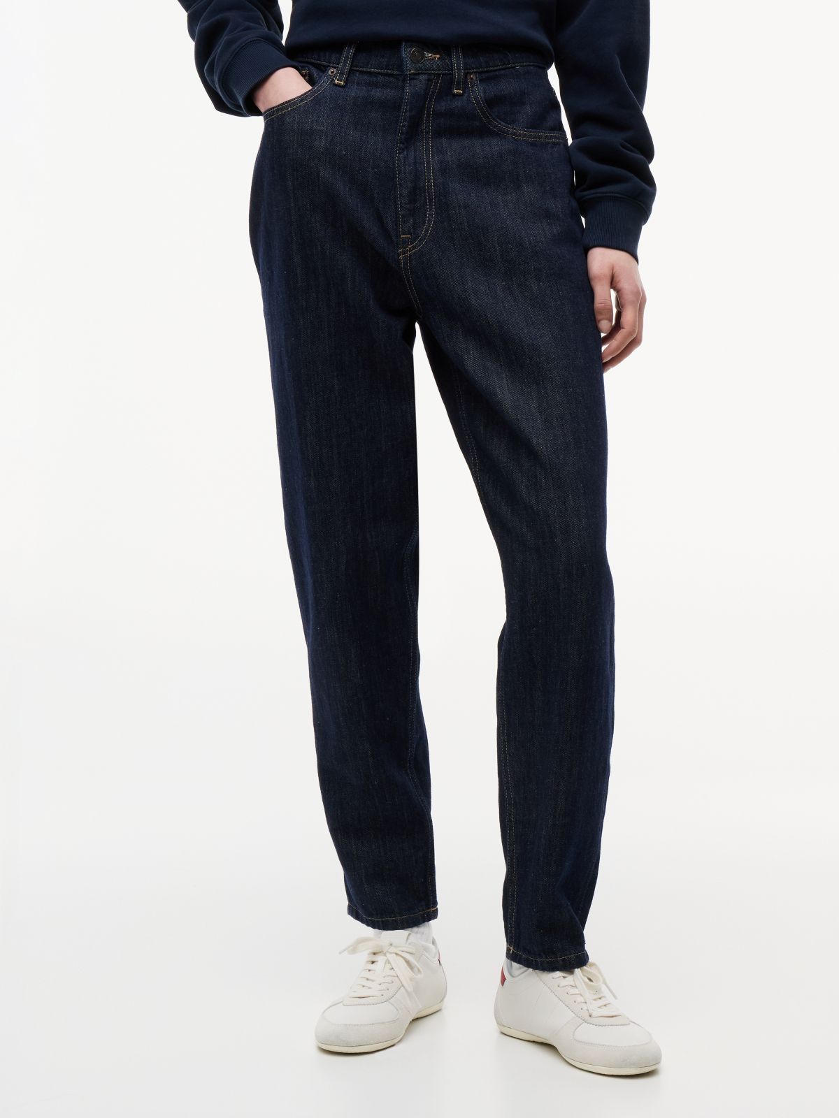Mom High Rise Tapered Jeans With Linen — Blue