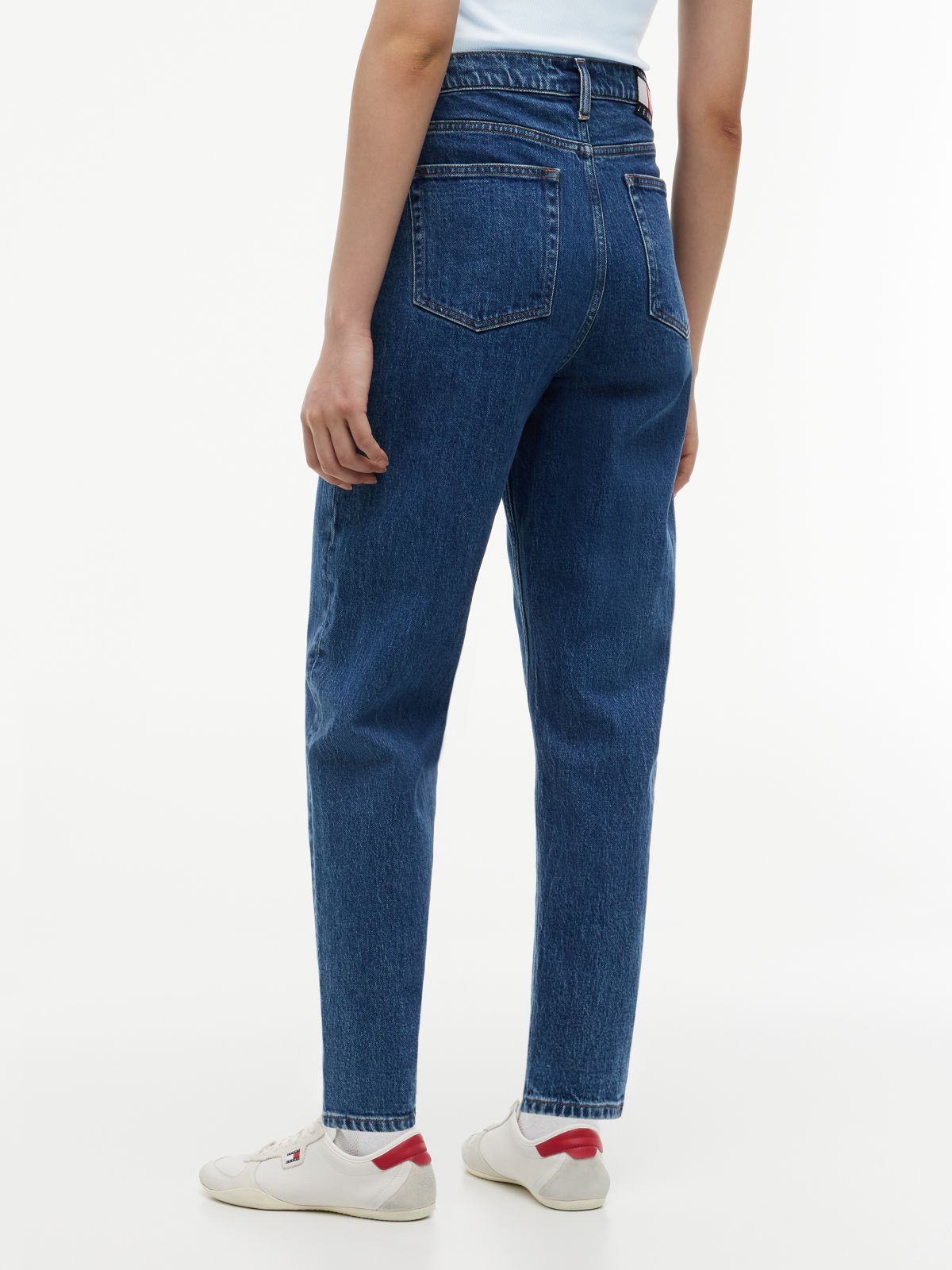 Mom High Rise Tapered Jeans — Blue