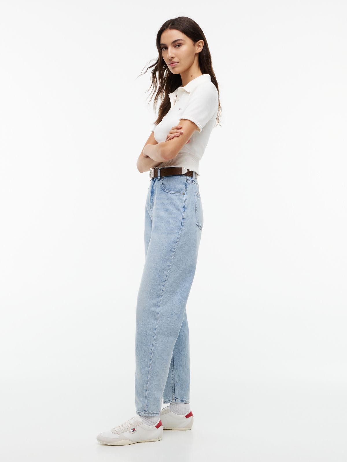 Mom High Rise Tapered Jeans — Blue