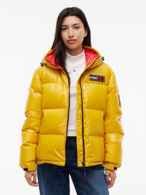 doudoune alaska brillante en duvet à capuche yellow pour femmes tommy jeans