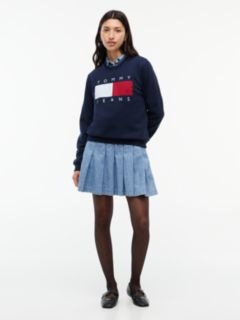 Tommy Flag Badge Crew Neck Sweatshirt — Blue 2