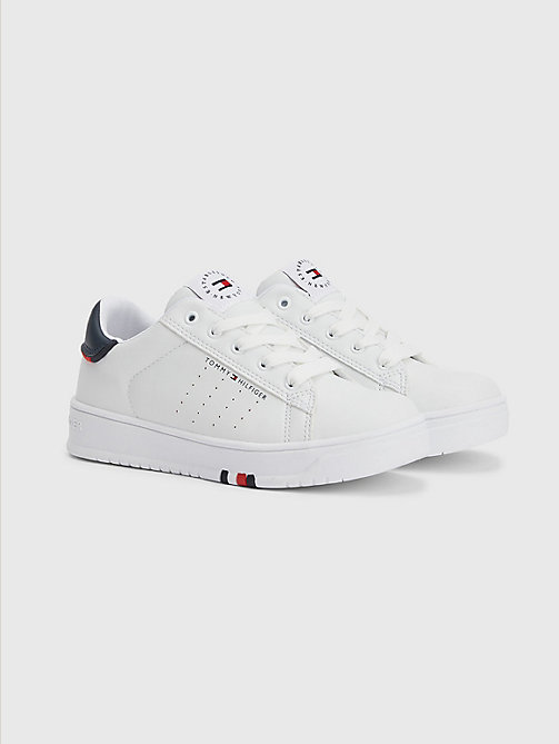 white signature detail low-top trainers for boys tommy hilfiger