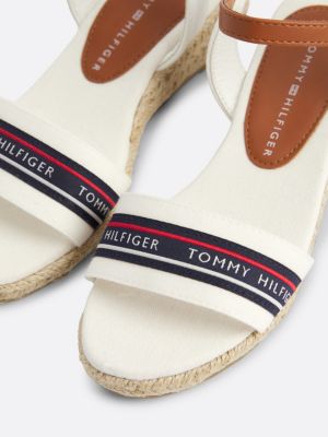 Tommy hilfiger hot sale witt wedge sandal