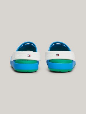 blue colour-blocked rubberised flag sandals for kids unisex tommy hilfiger