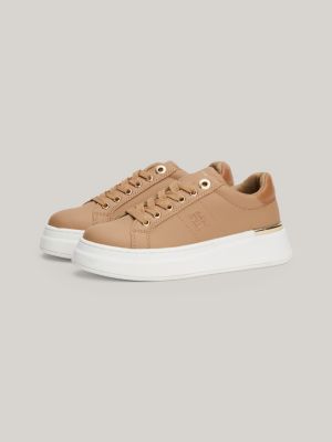 beige lace-up sneaker mit th-monogramm für mädchen - tommy hilfiger