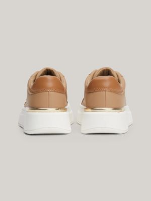 beige lace-up sneaker mit th-monogramm für mädchen - tommy hilfiger