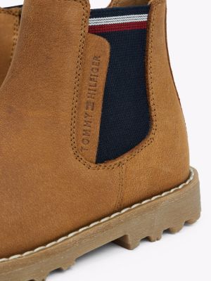 bottines chelsea en cuir marron pour enfants genre inclusif tommy hilfiger